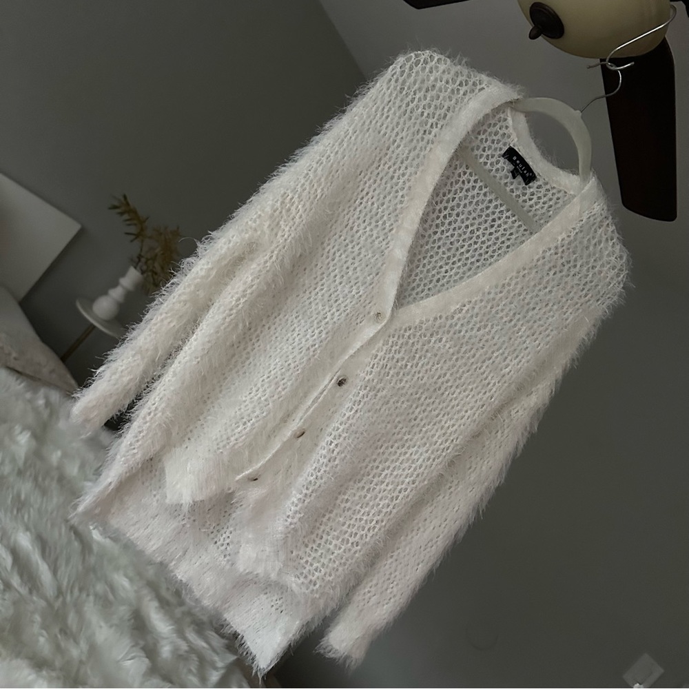 Stunning knit fuzzy cardigan